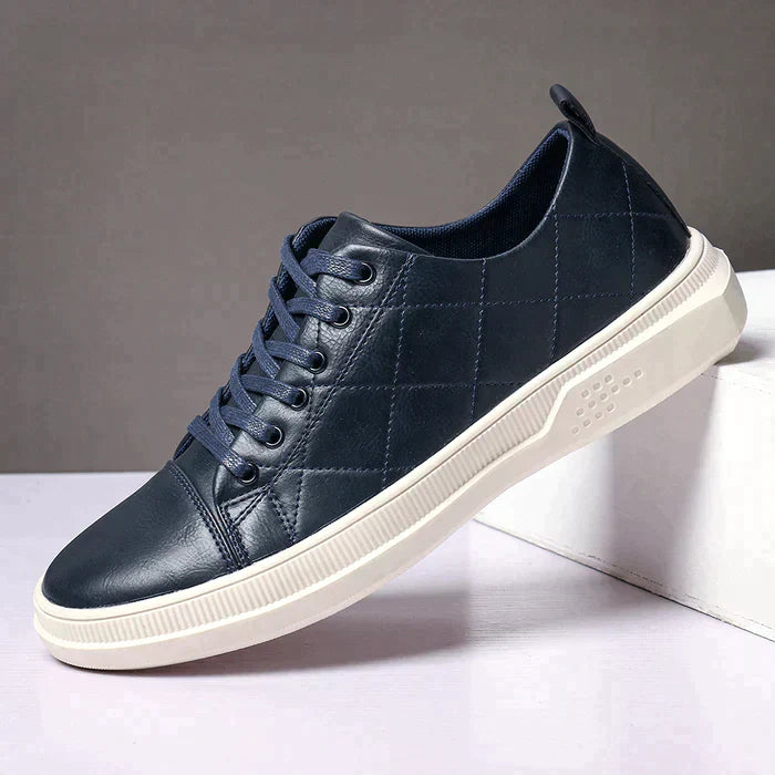 Men Pure Color Microfiber Leather Non Slip Soft Sole Casual Sneakers